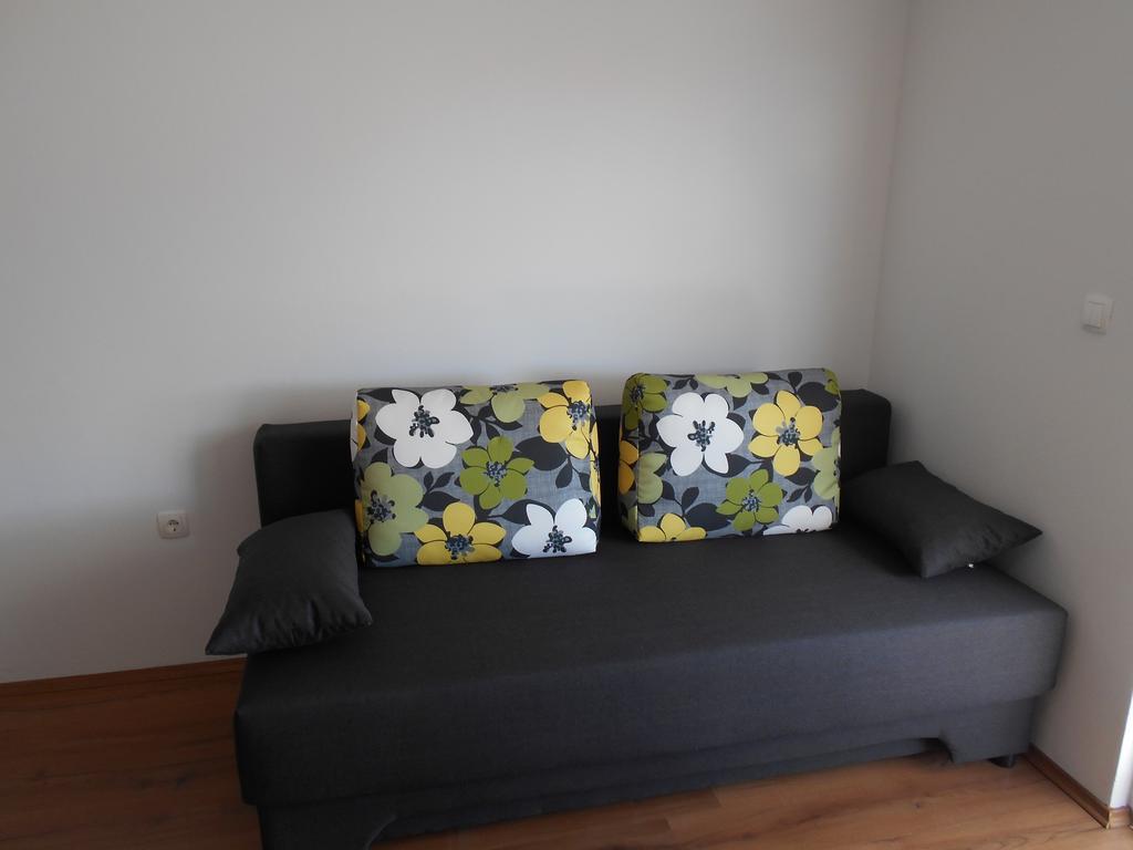 Apartment Cherry Kastela Exterior photo