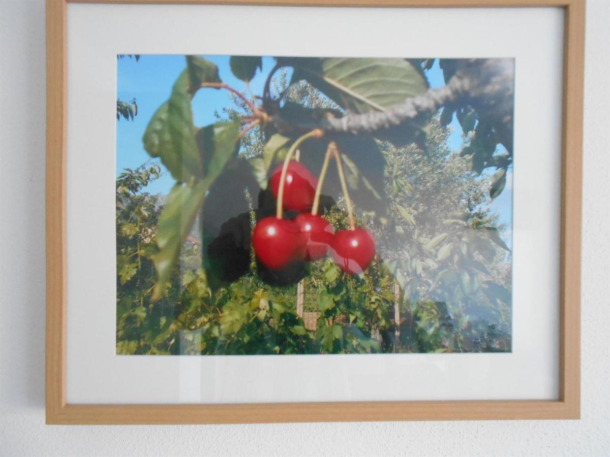 Apartment Cherry Kastela Exterior photo