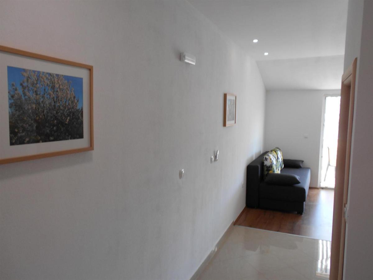 Apartment Cherry Kastela Exterior photo